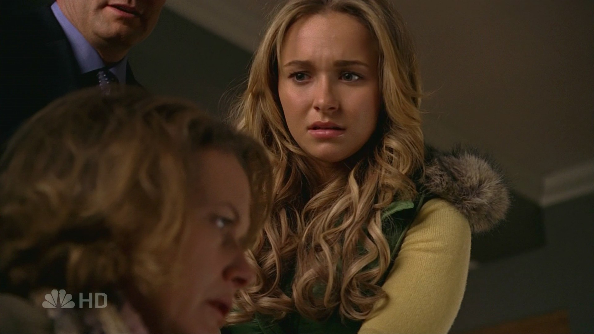 HaydenPanettiere_Heroes_S01E15_HDTV_003.jpg