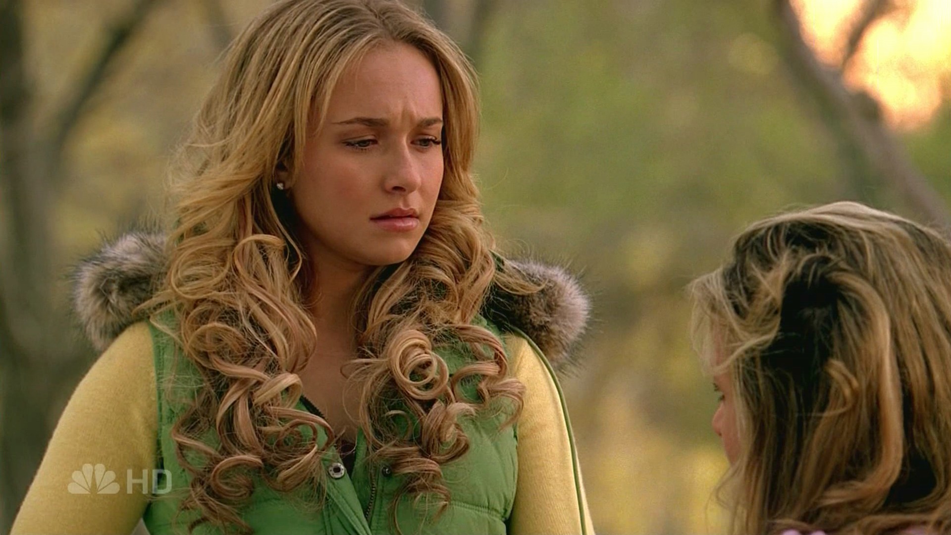 HaydenPanettiere_Heroes_S01E15_HDTV_027.jpg