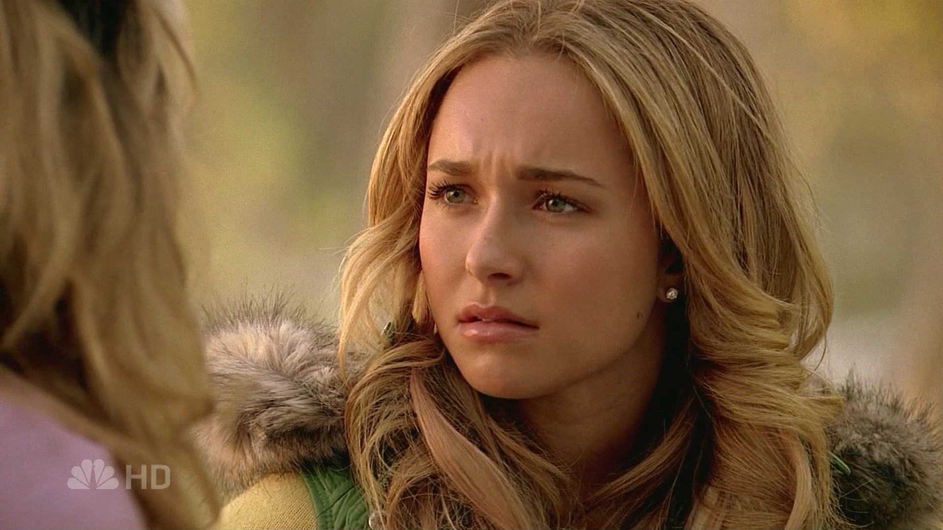 HaydenPanettiere_Heroes_S01E15_HDTV_028.jpg