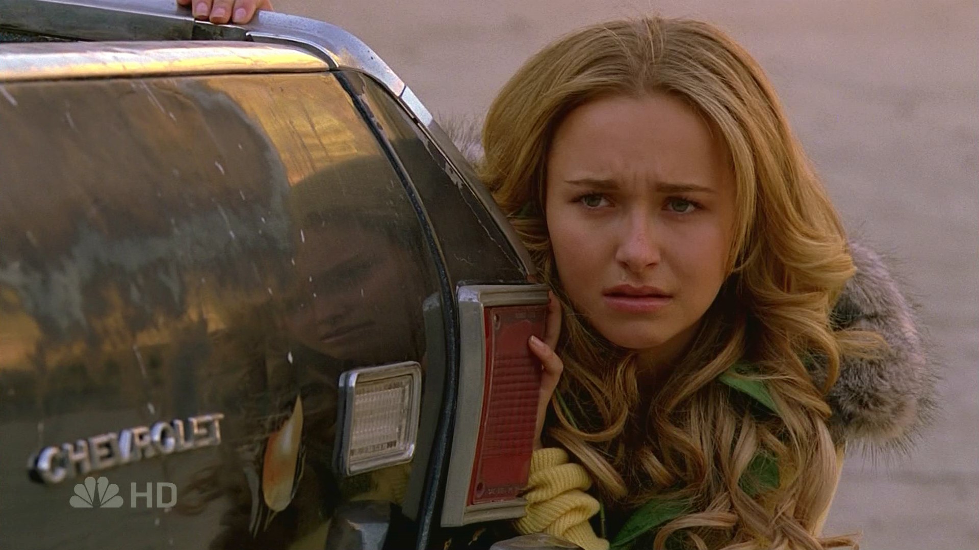 HaydenPanettiere_Heroes_S01E15_HDTV_035.jpg HaydenPanettiere_Heroes_S01E15_HDTV_035.jpg