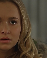 HaydenPanettiere_Heroes_S01E16_HDTV_002.jpg