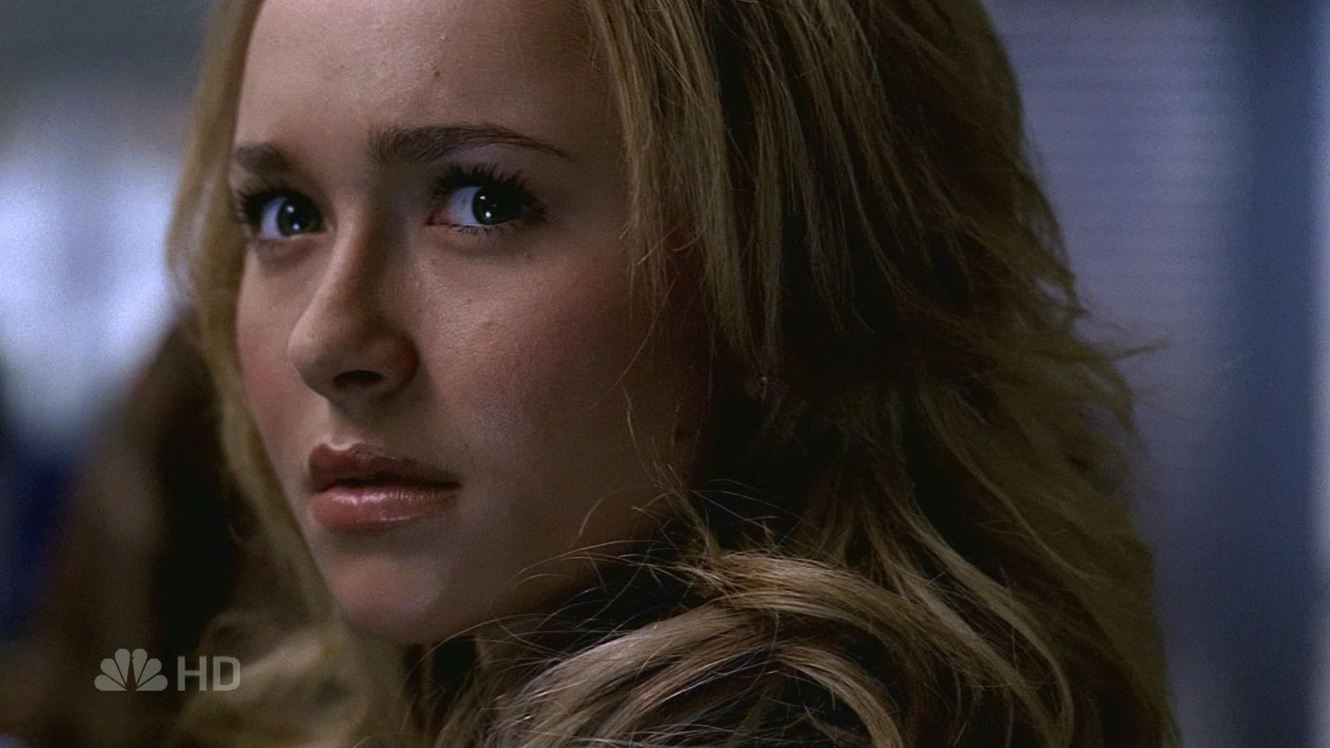 HaydenPanettiere_Heroes_S01E17_HDTV_011.jpg