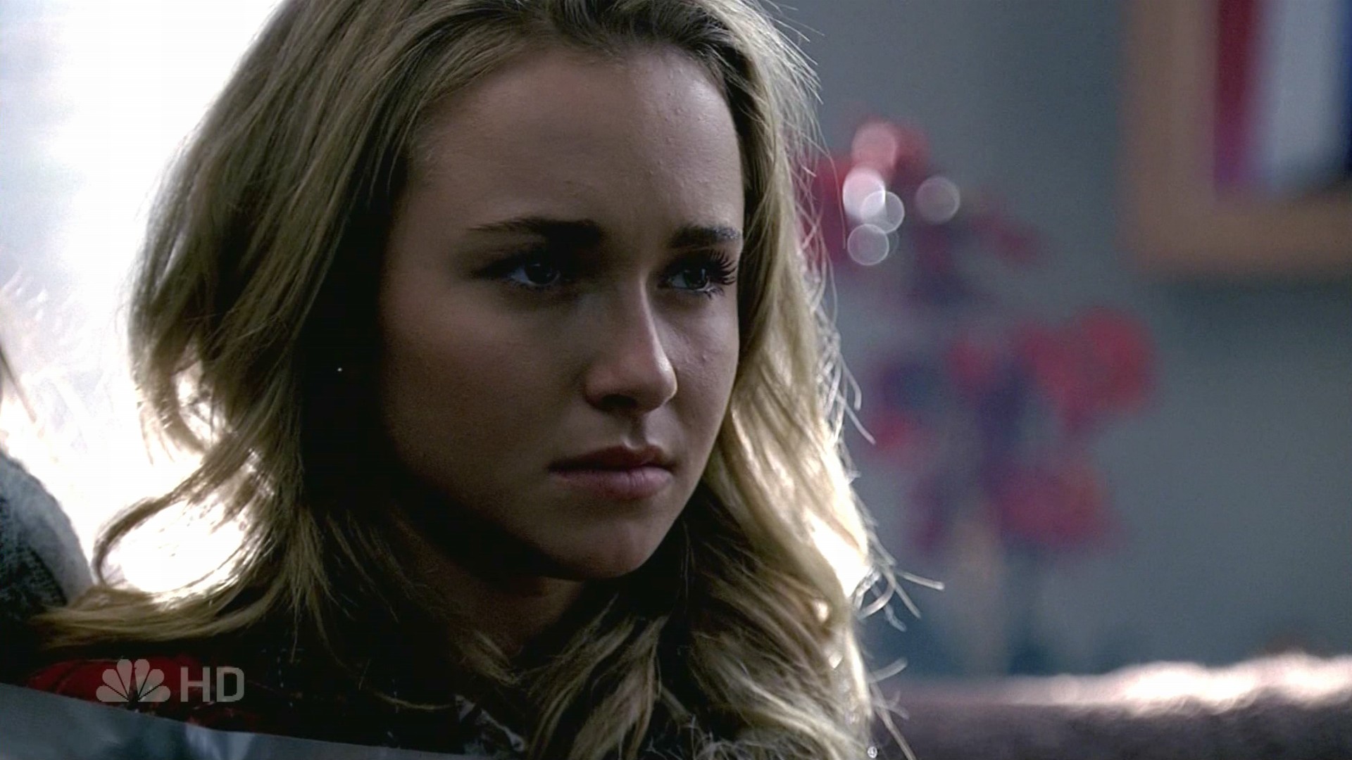 HaydenPanettiere_Heroes_S01E17_HDTV_047.jpg