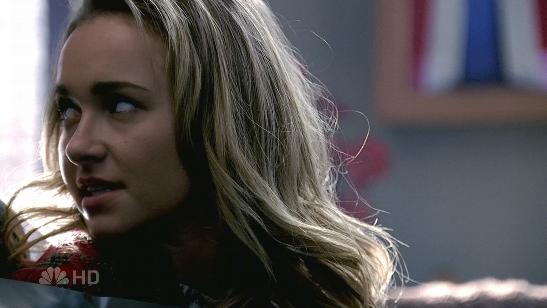 HaydenPanettiere_Heroes_S01E17_HDTV_048.jpg
