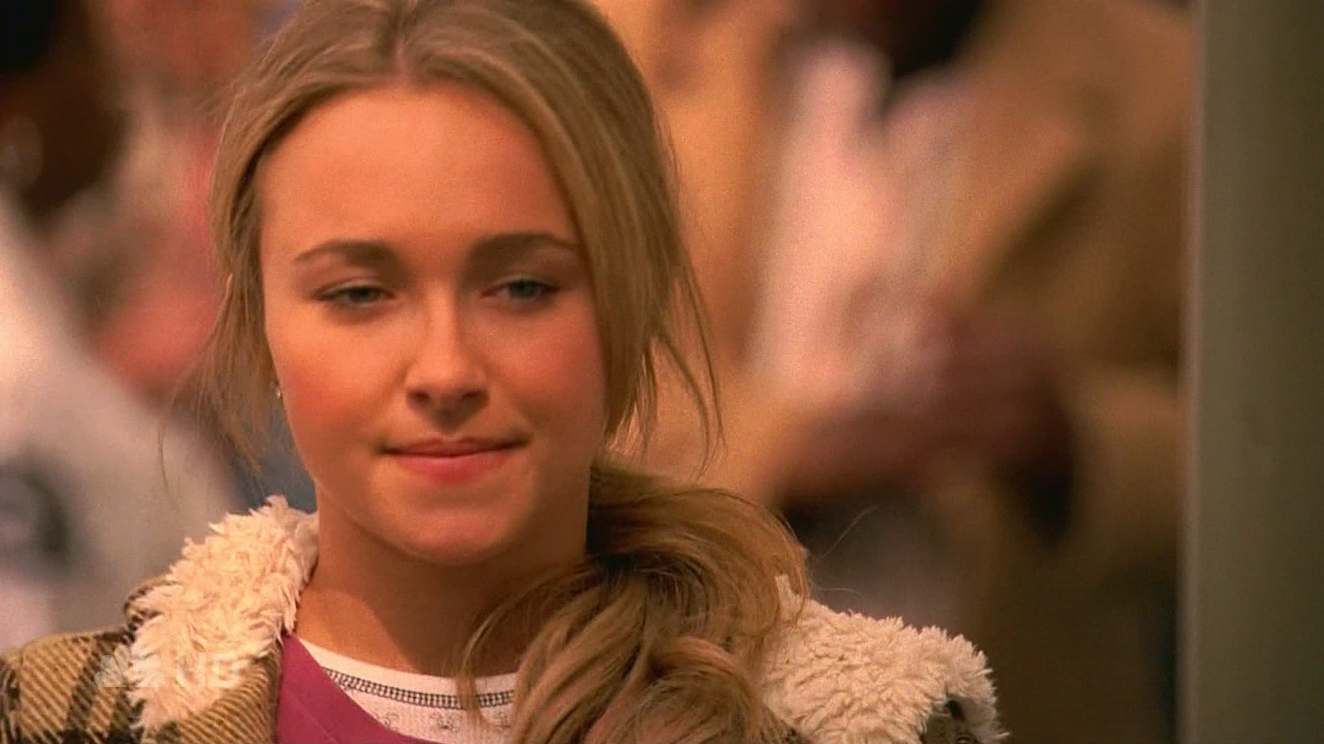 HaydenPanettiere_Heroes_S01E18_HDTV_020.jpg