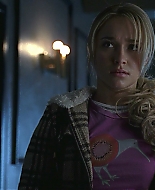 HaydenPanettiere_Heroes_S01E18_HDTV_027.jpg