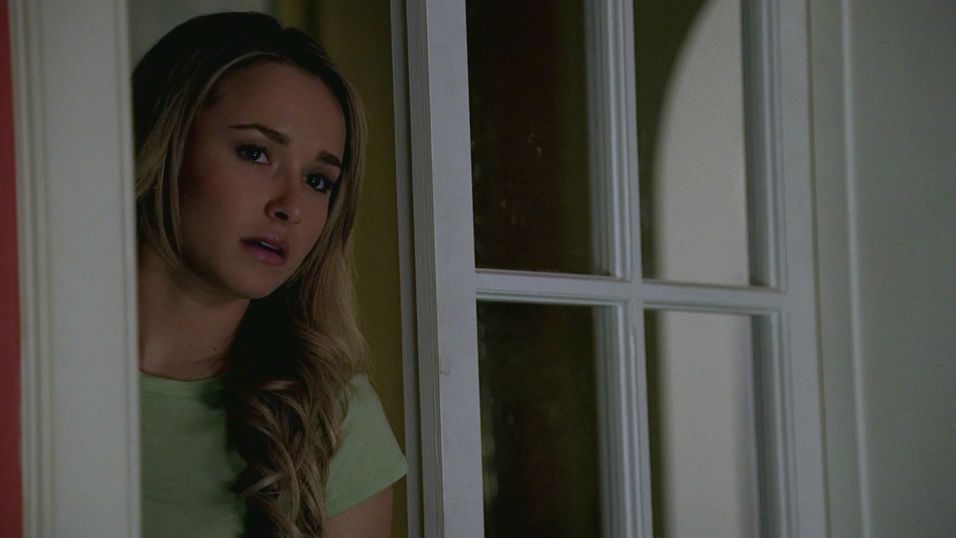 HaydenPanettiere_Heroes_S01E19_HDTV_028.jpg