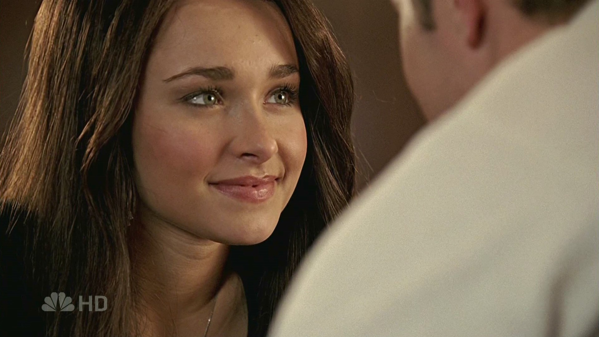 HaydenPanettiere_Heroes_S01E20_HDTV_009.jpg