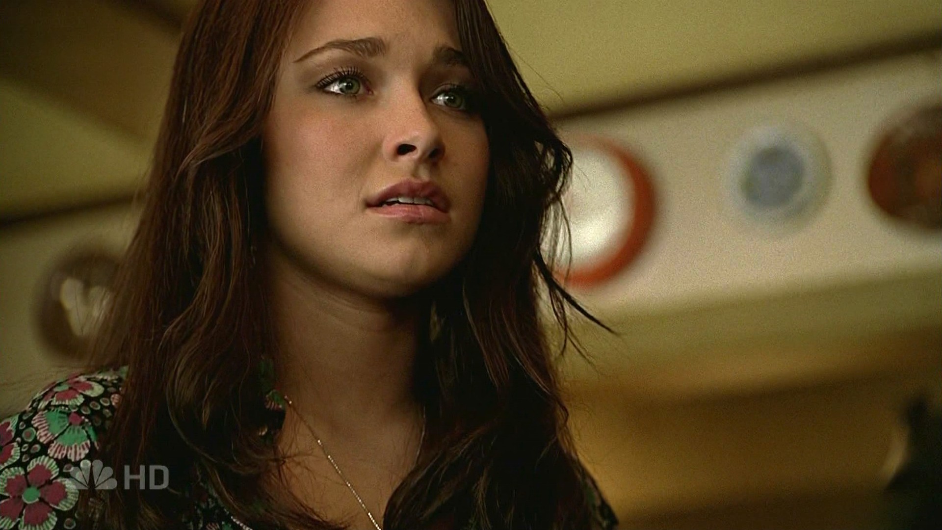 HaydenPanettiere_Heroes_S01E20_HDTV_035.jpg