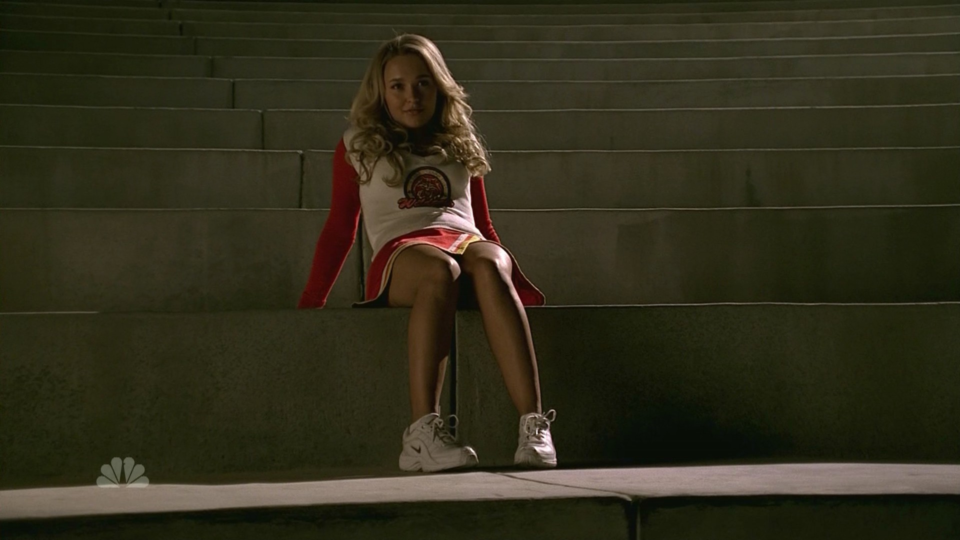 HaydenPanettiere_Heroes_S01E04_HDTV_028.jpg HaydenPanettiere_Heroes_S01E04_HDTV_028.jpg