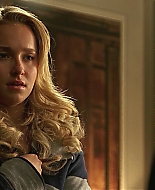 HaydenPanettiere_Heroes_S01E04_HDTV_007.jpg