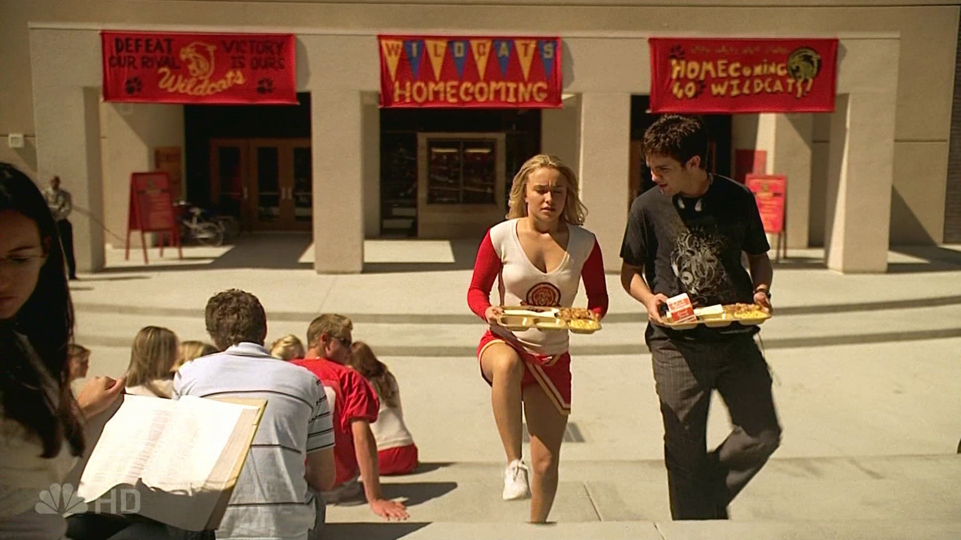 HaydenPanettiere_Heroes_S01E09_HDTV_002.jpg