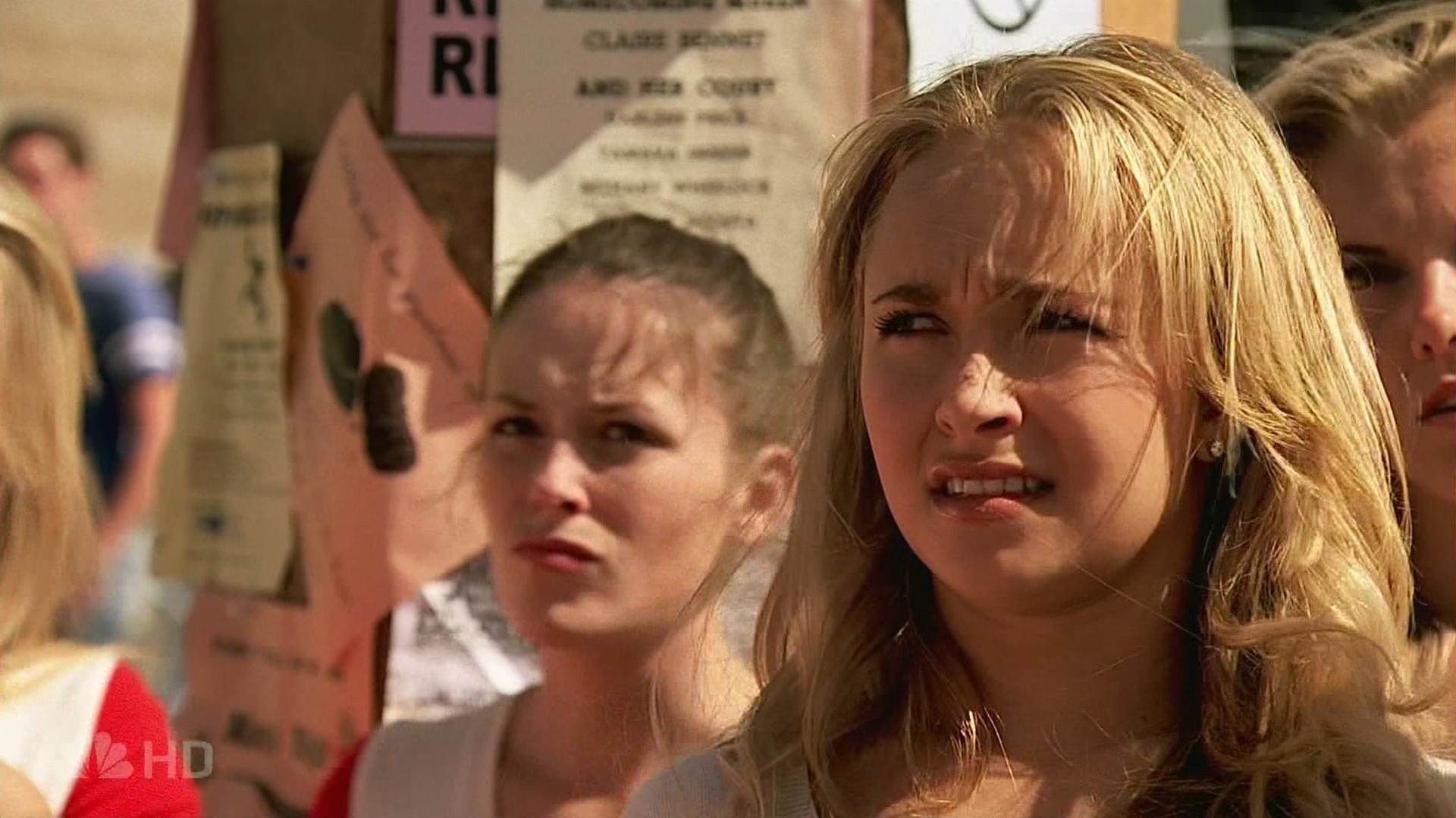 HaydenPanettiere_Heroes_S01E09_HDTV_015.jpg