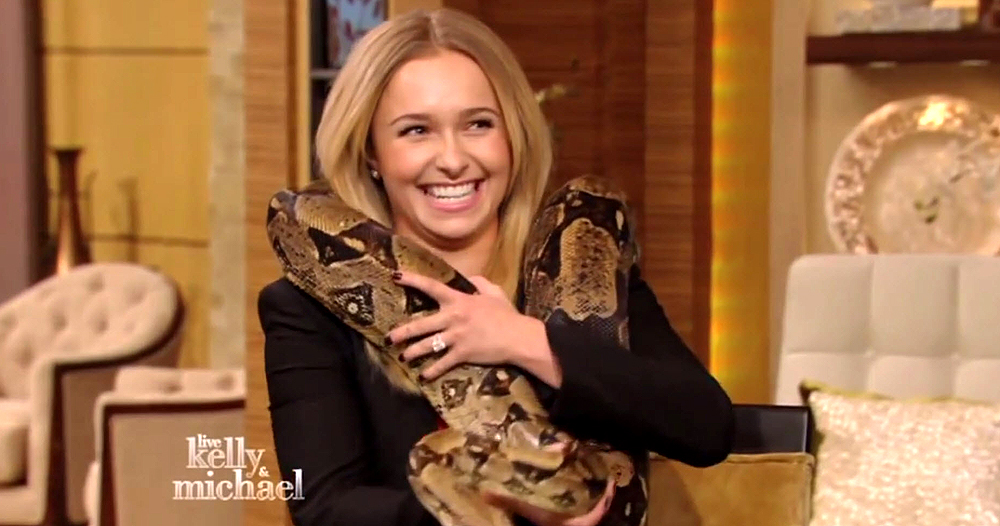 haydenpanettiere_snake_0093.jpg