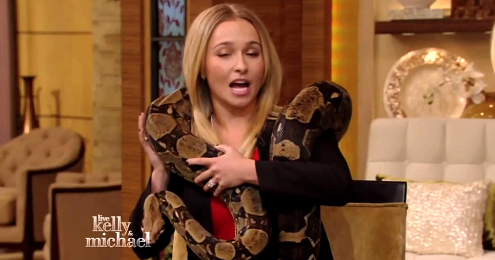 haydenpanettiere_snake_0135.jpg