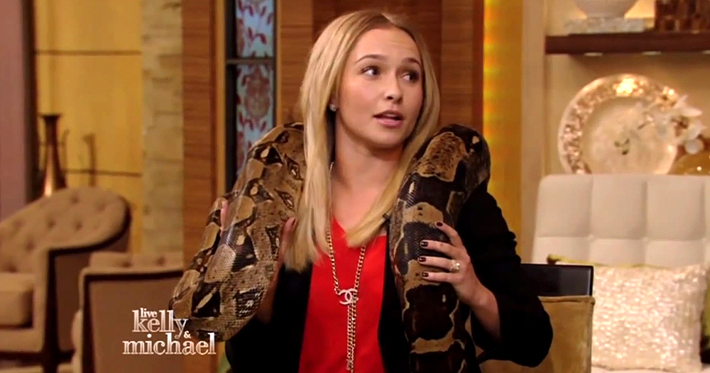 haydenpanettiere_snake_0147.jpg