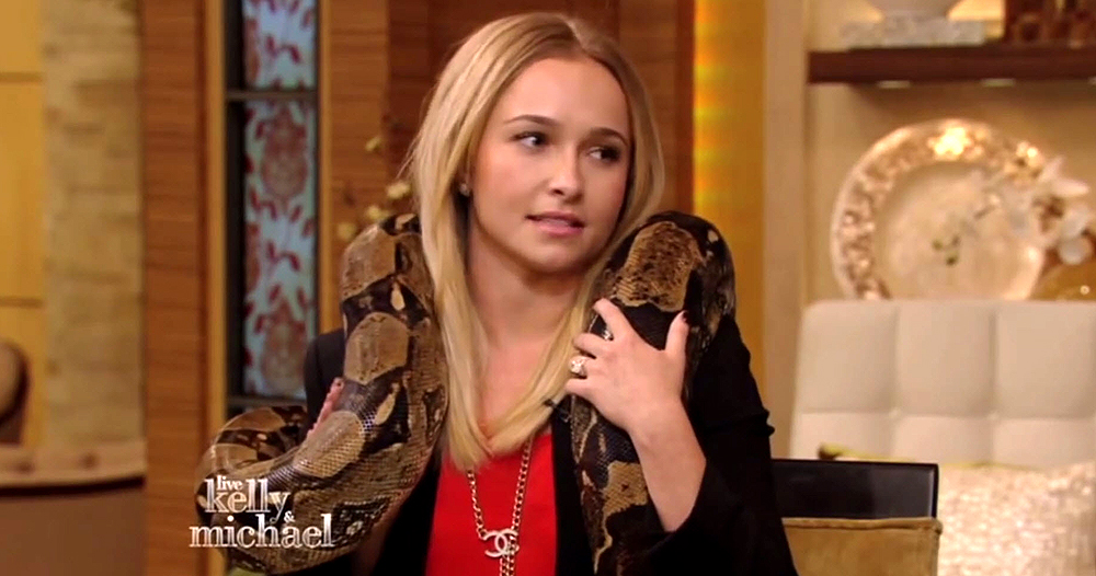 haydenpanettiere_snake_0206.jpg