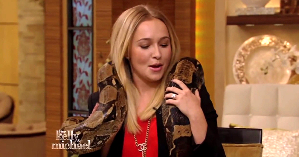 haydenpanettiere_snake_0227.jpg