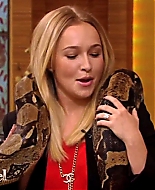 haydenpanettiere_snake_0227.jpg