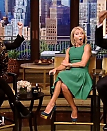 haydenpanettiere_snake_0252.jpg