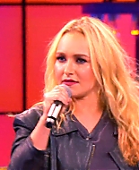 haydenpanettiere-lipsync00194.jpg