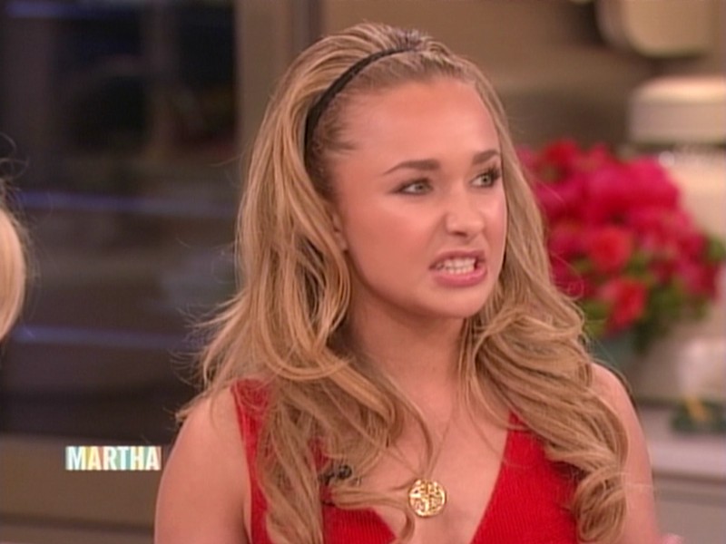 HaydenPanettiere_Martha_2007-05-09_ATSC_026.jpg