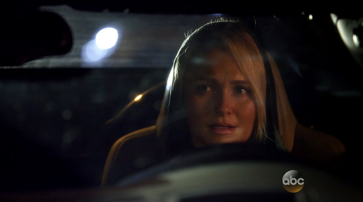 nashville_s03e03_haydenpanettiere02129.jpg