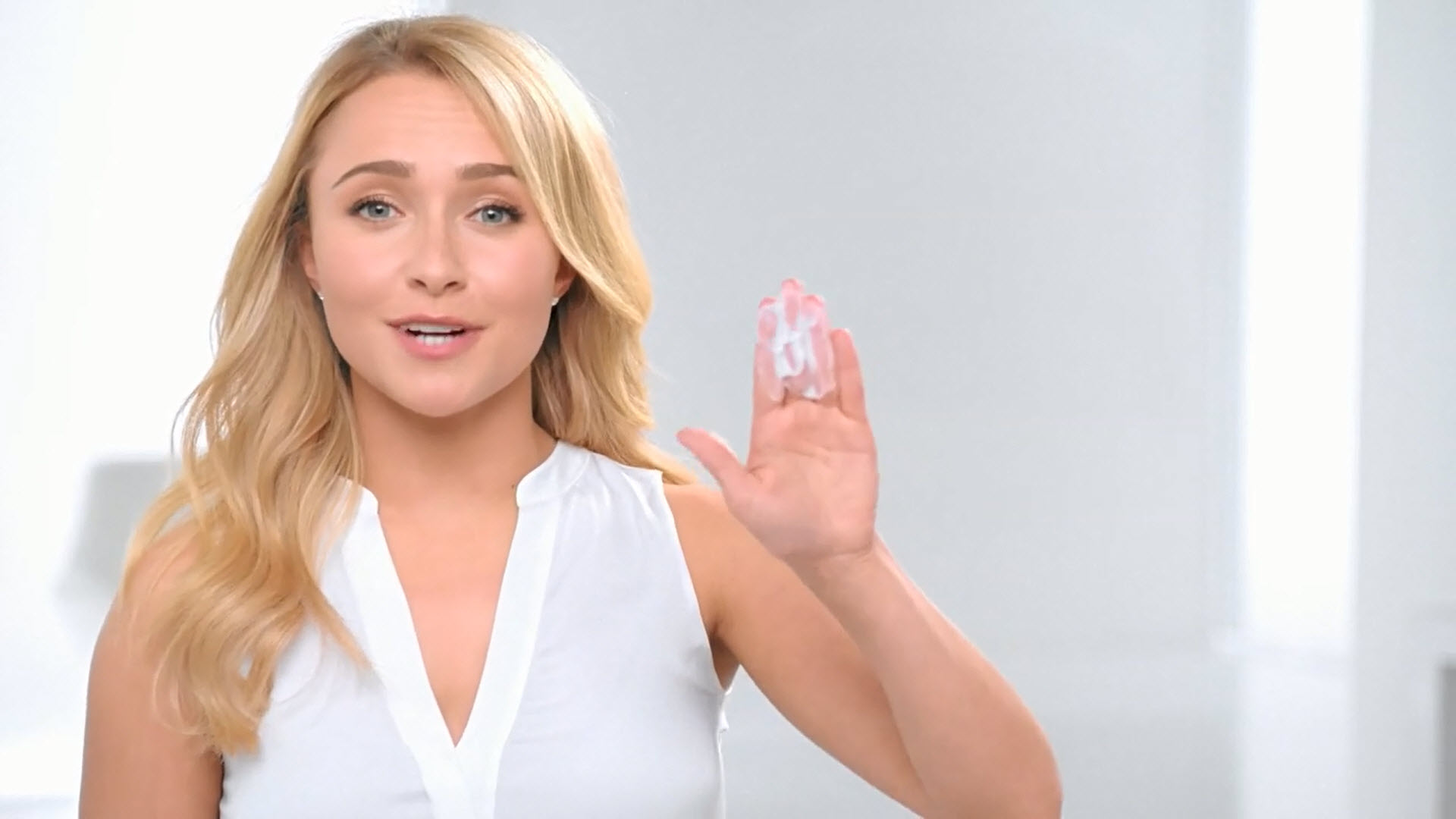 haydenpanettiere_neutrogena_16.jpg haydenpanettiere_neutrogena_16.jpg