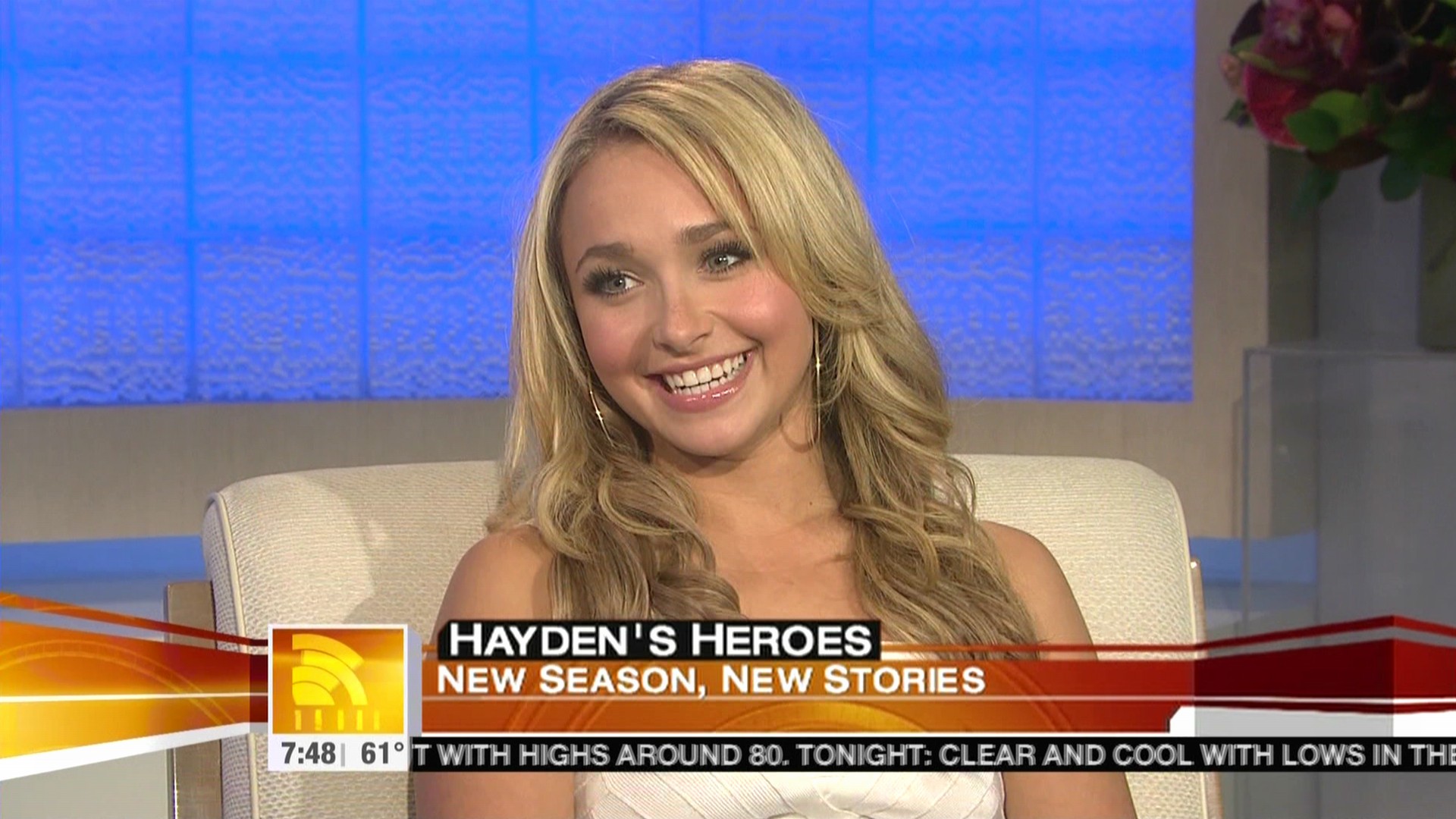 HaydenPanettiere_Today_2007-09-24_HDTV_007.jpg