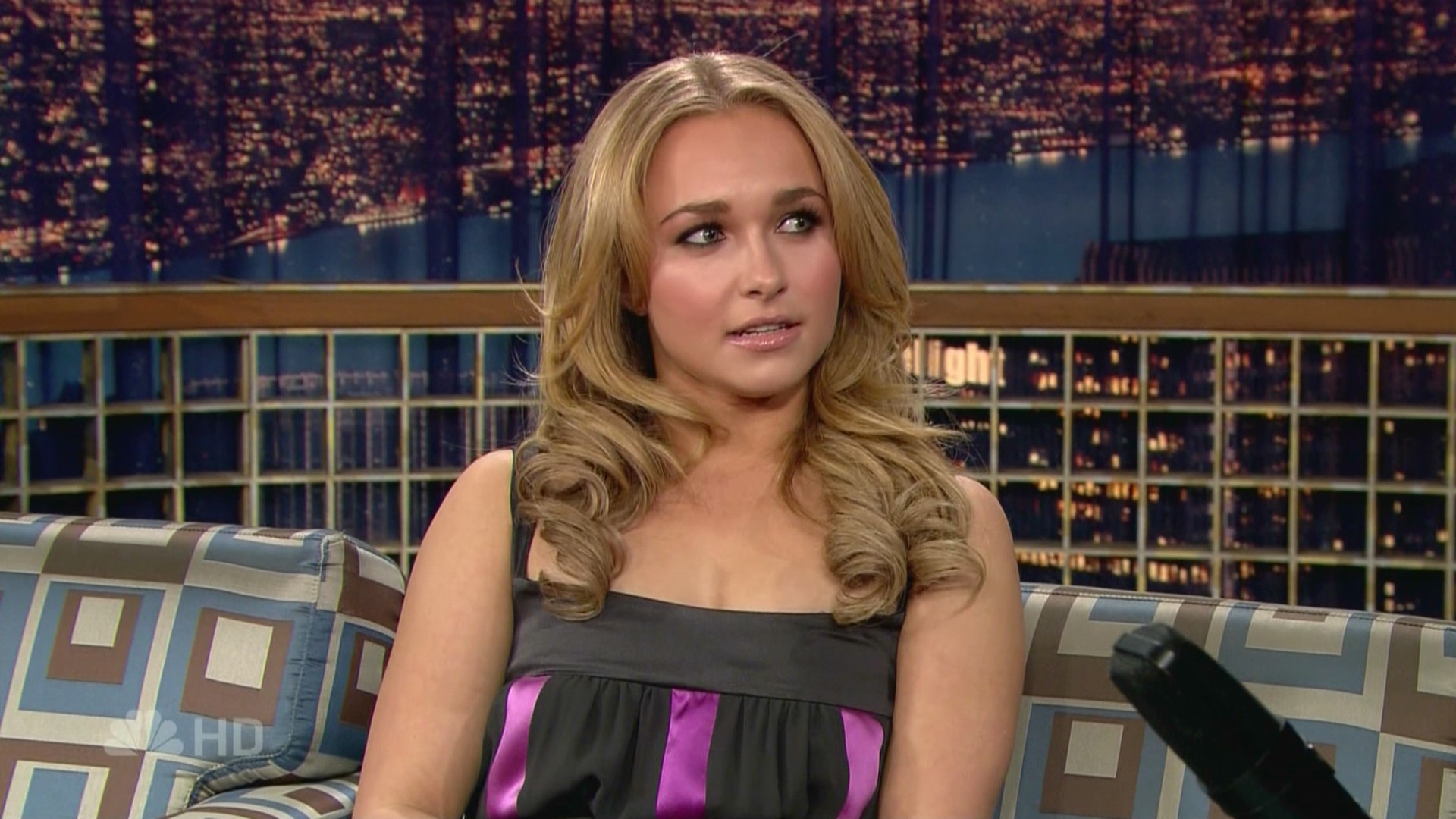HaydenPanettiere_LNwCOB_2007-02-12_HDTV_017.jpg