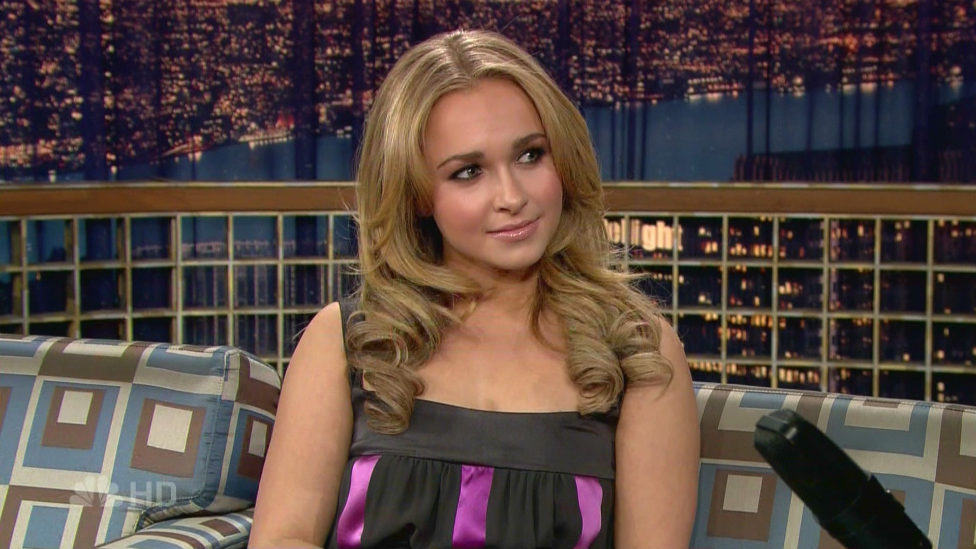 HaydenPanettiere_LNwCOB_2007-02-12_HDTV_019.jpg