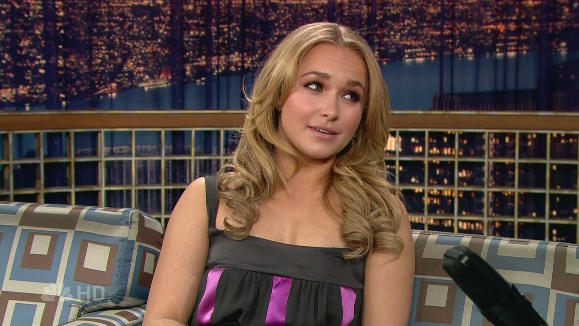 HaydenPanettiere_LNwCOB_2007-02-12_HDTV_022.jpg