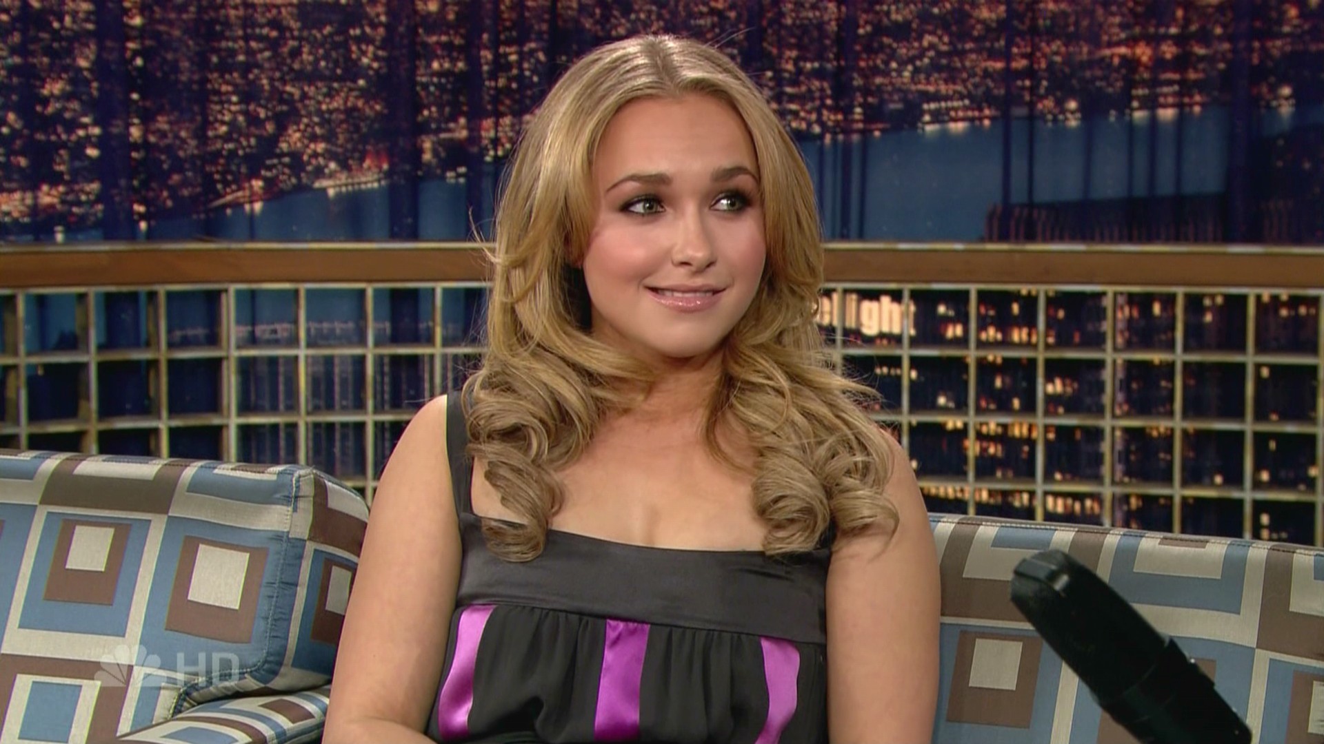 HaydenPanettiere_LNwCOB_2007-02-12_HDTV_031.jpg