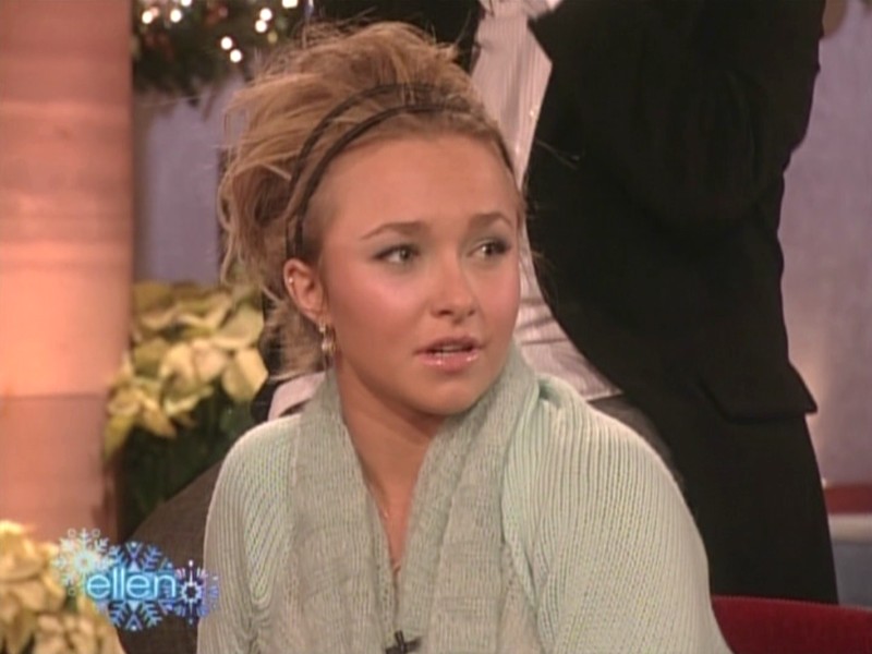 HaydenPanettiere_Ellen_2006-12-04_ATSC_027.jpg