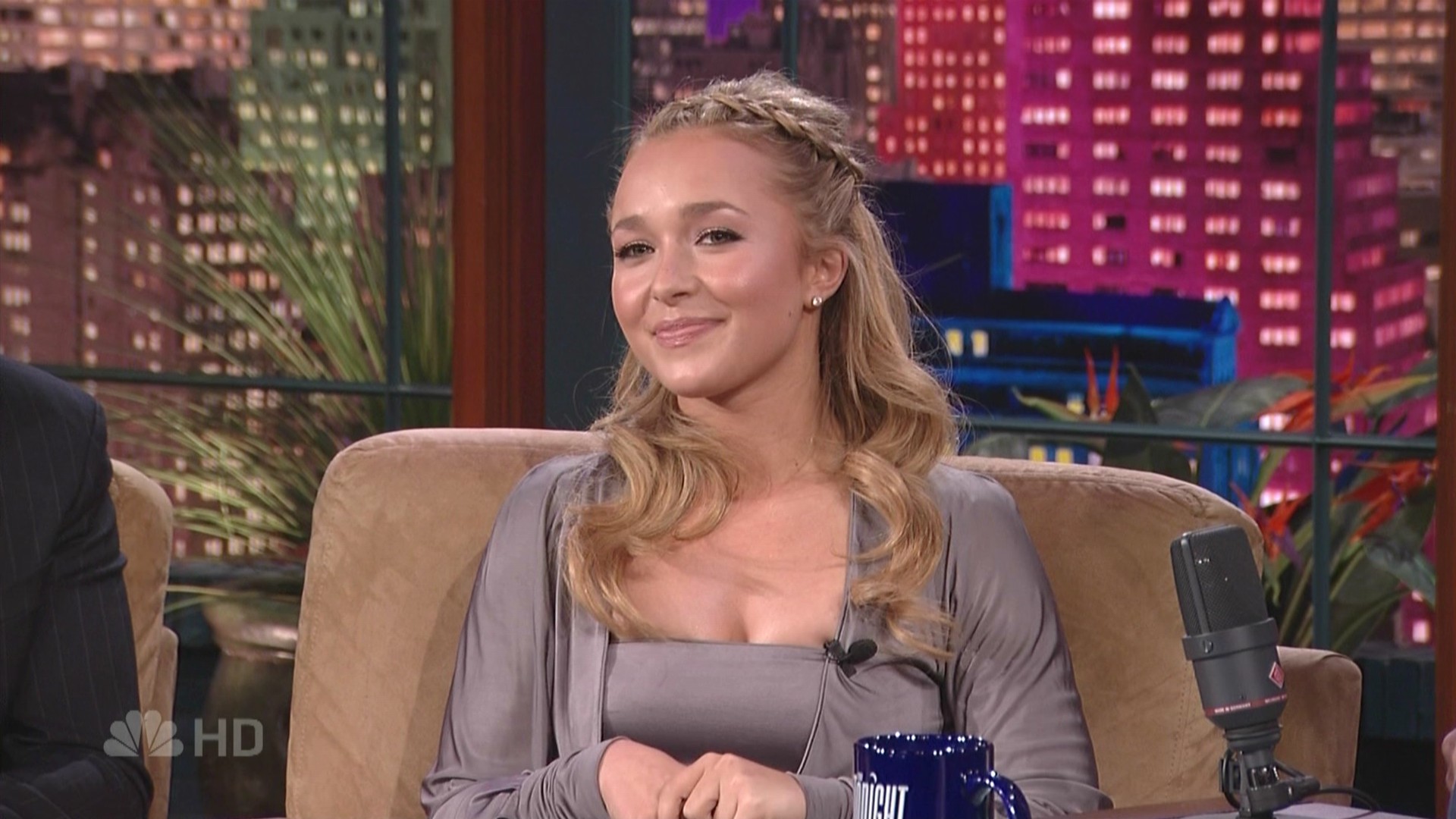 HaydenPanettiere_TTSwJL_2007-04-20_HDTV_052.jpg