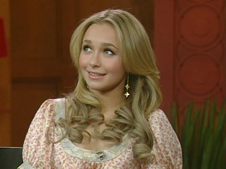 HaydenPanettiere_LwRaK_2007-02-12_ATSC_037.jpg