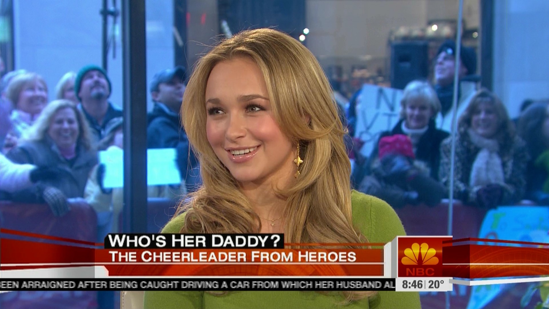 HaydenPanettiere_Today_2007-02-12_HDTV_012.jpg