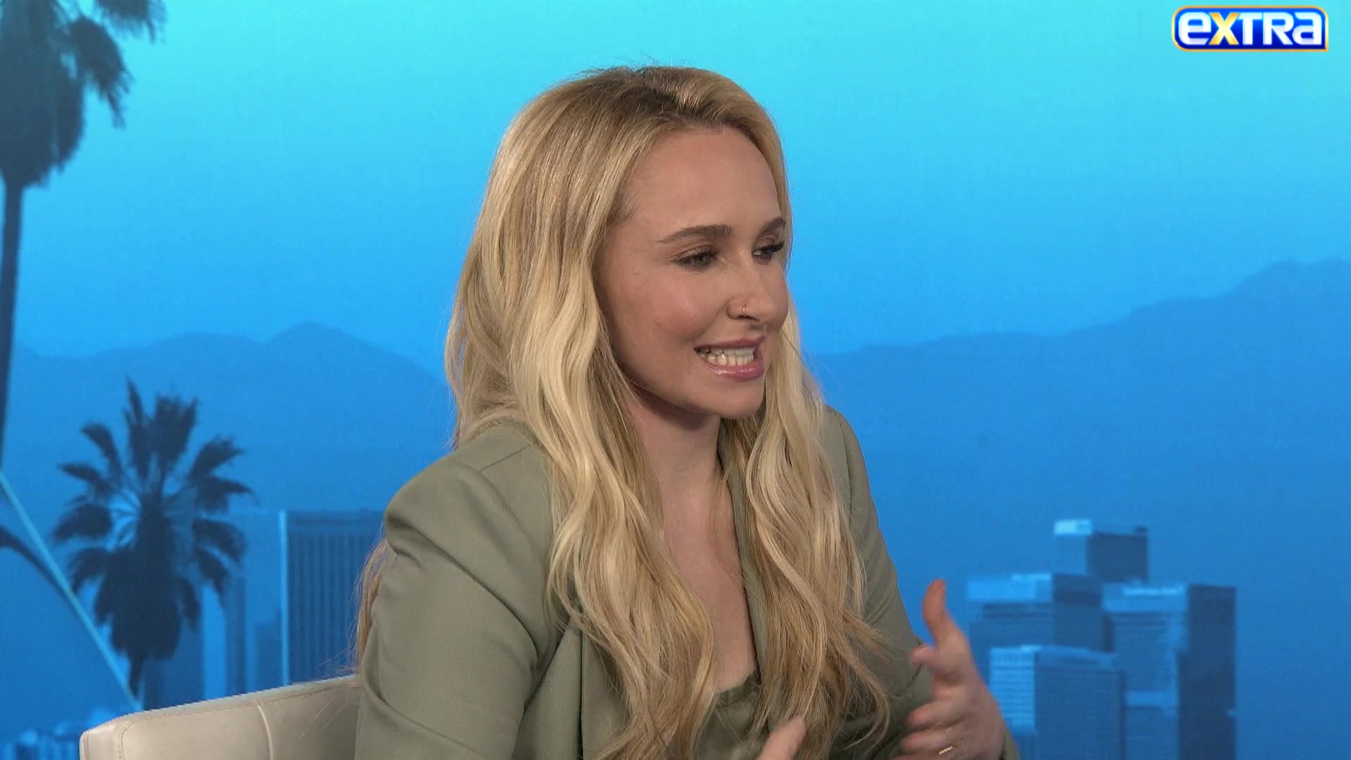 haydenpanettieresource_extratv_000070.jpg