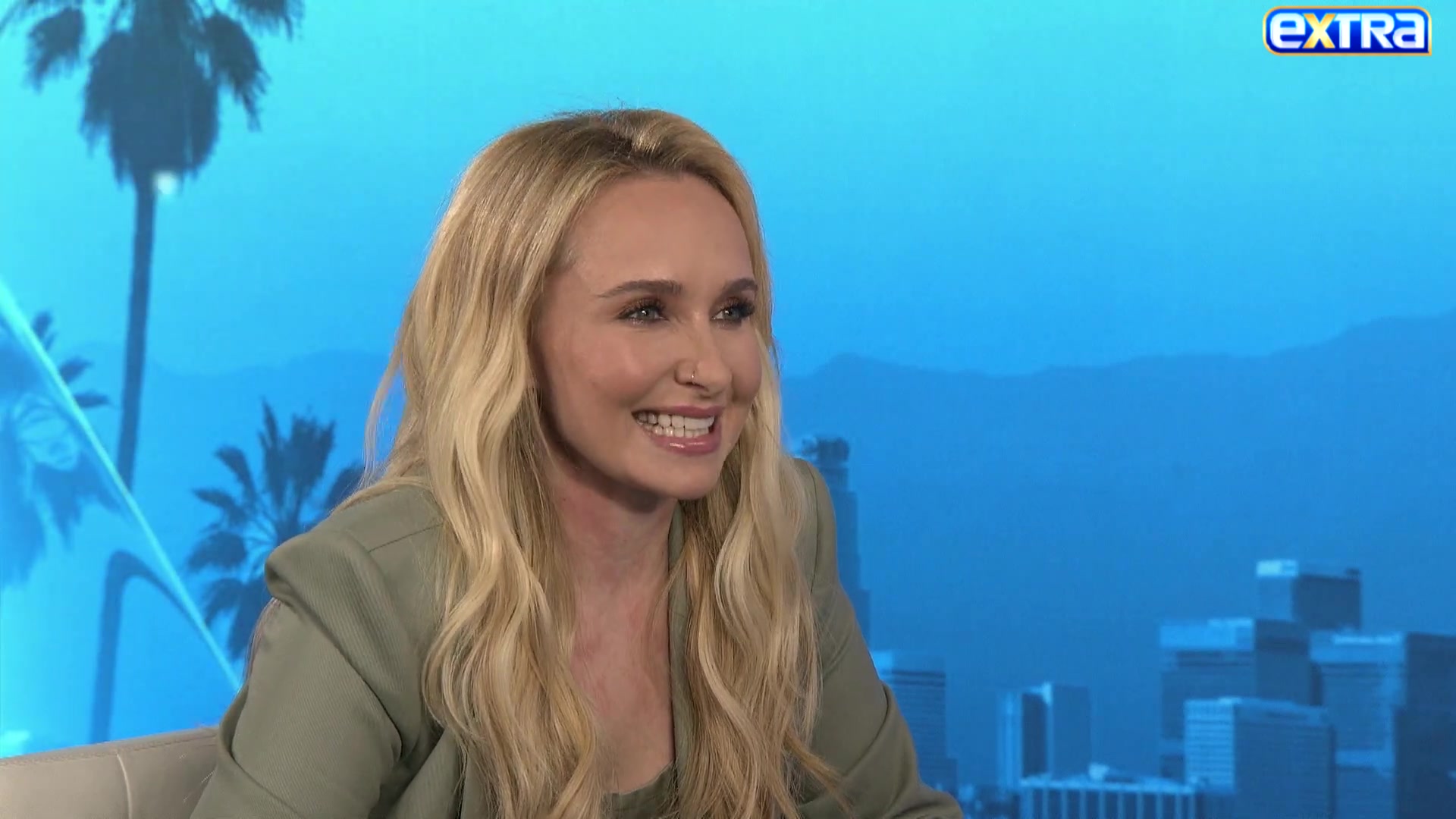 haydenpanettieresource_extratv_000404.jpg