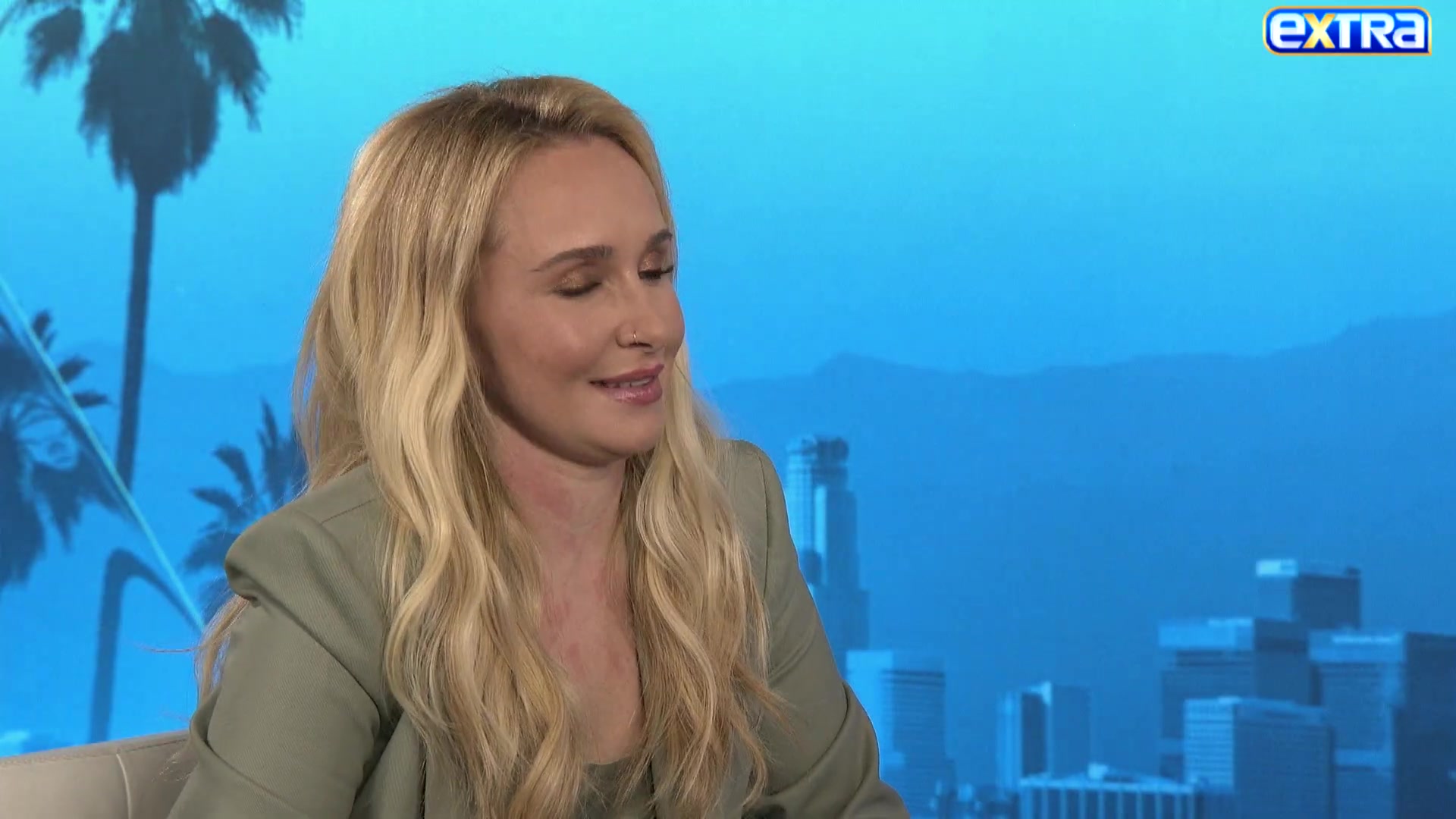 haydenpanettieresource_extratv_000812.jpg