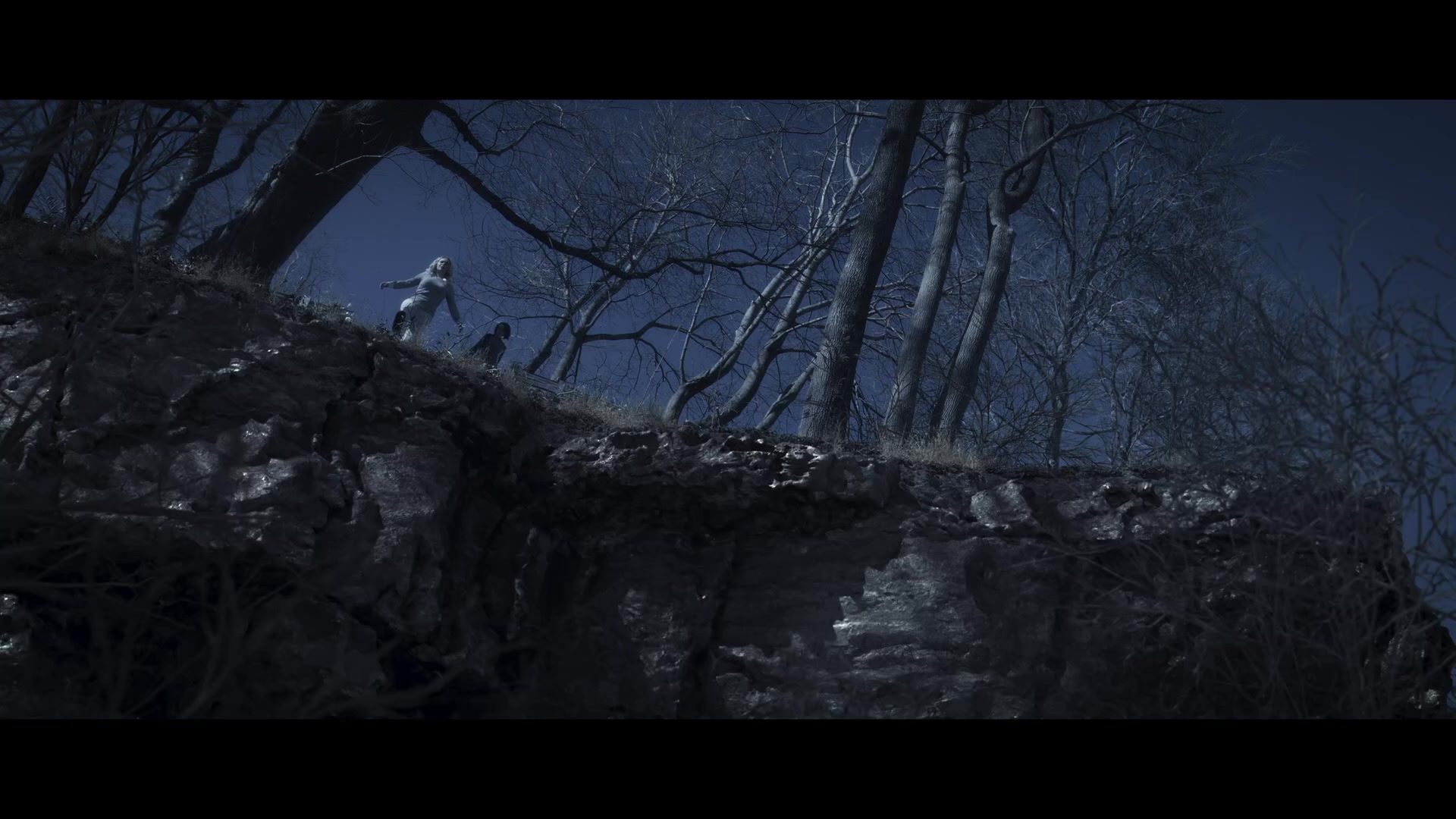 Sleepwalker_2026_1080p_HPS_004431.jpg Sleepwalker_2026_1080p_HPS_004431.jpg