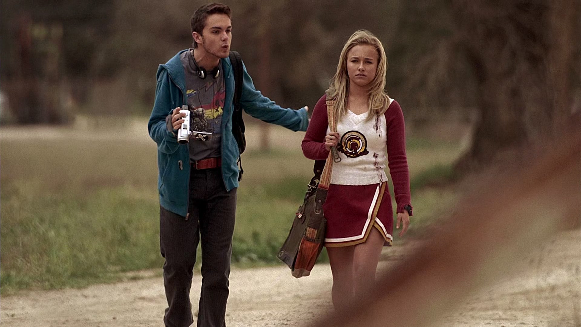 Heroes_S01E01_Genesis_1080p_BluRay_HPS_001826.jpg Heroes_S01E01_Genesis_1080p_BluRay_HPS_001826.jpg