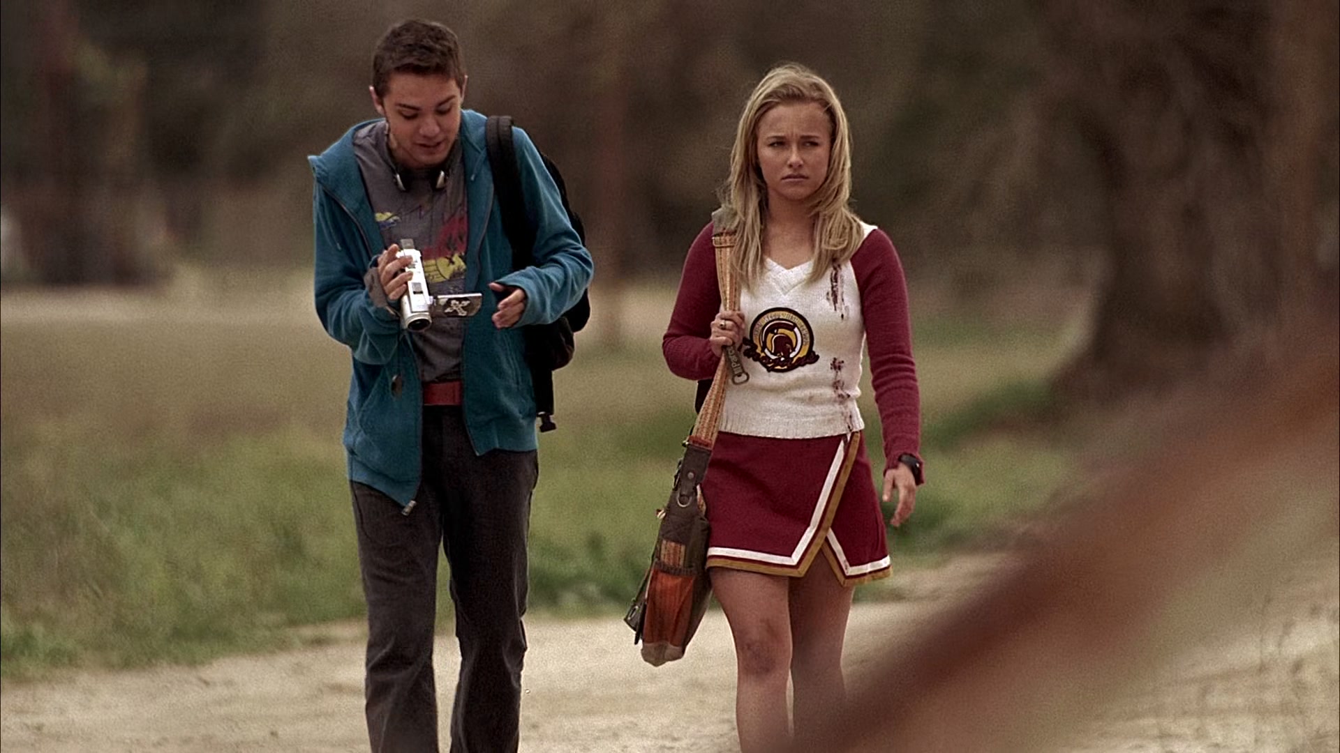 Heroes_S01E01_Genesis_1080p_BluRay_HPS_001830.jpg