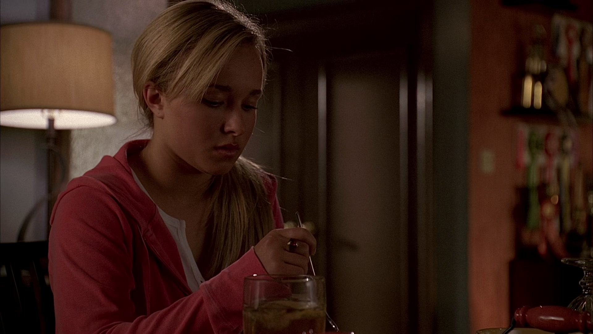 Heroes_S01E01_Genesis_1080p_BluRay_HPS_005917.jpg Heroes_S01E01_Genesis_1080p_BluRay_HPS_005917.jpg