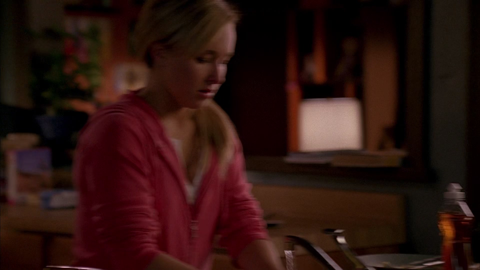 Heroes_S01E01_Genesis_1080p_BluRay_HPS_006187.jpg
