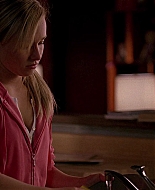 Heroes_S01E01_Genesis_1080p_BluRay_HPS_006216.jpg