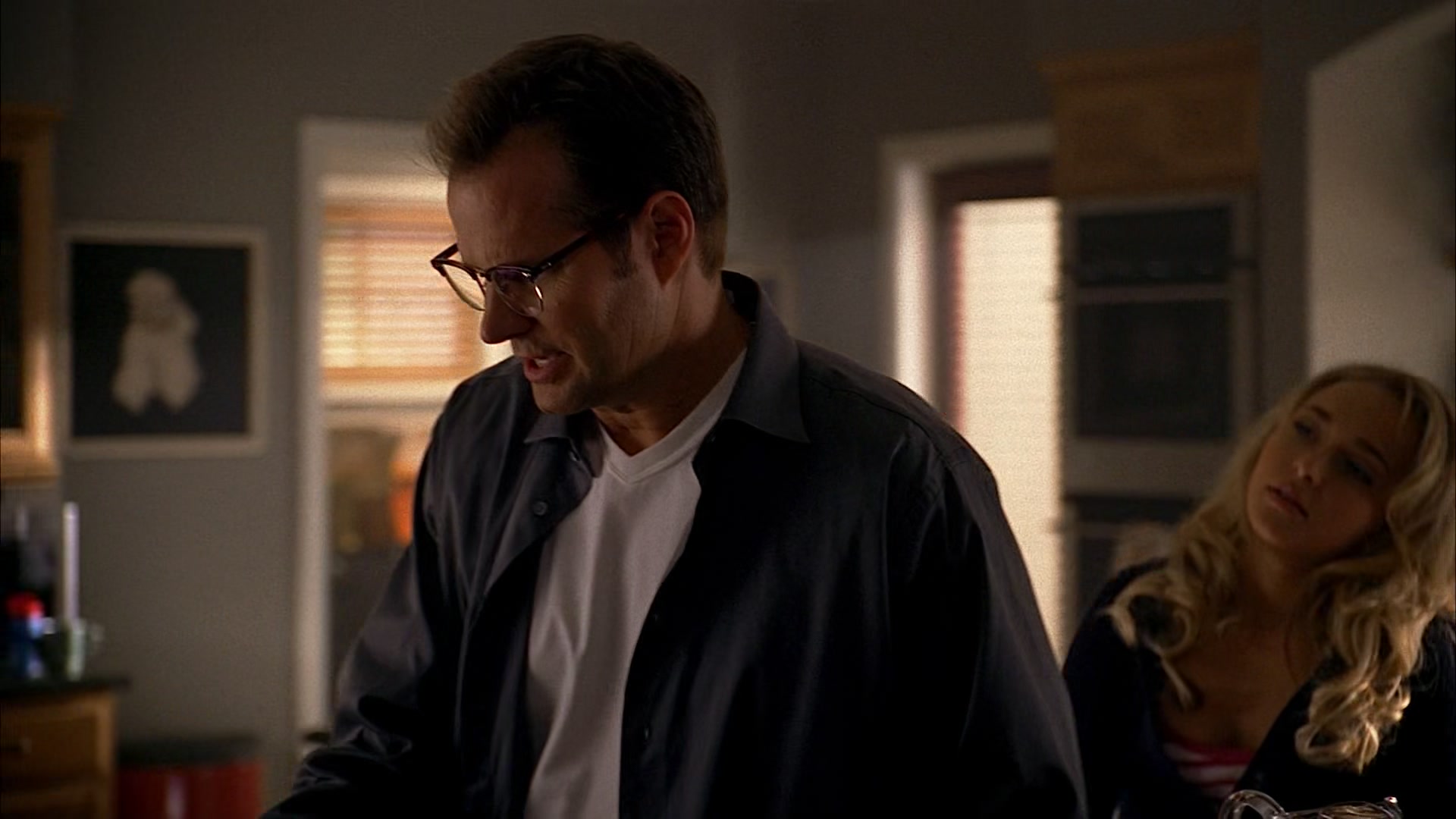 Heroes_S01E02_DontLookBack_1080p_BluRay_HPS_000552.jpg