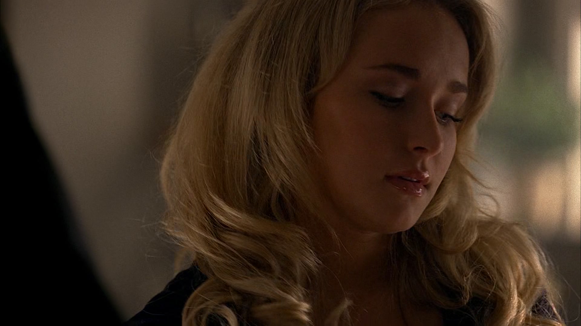 Heroes_S01E02_DontLookBack_1080p_BluRay_HPS_000623.jpg