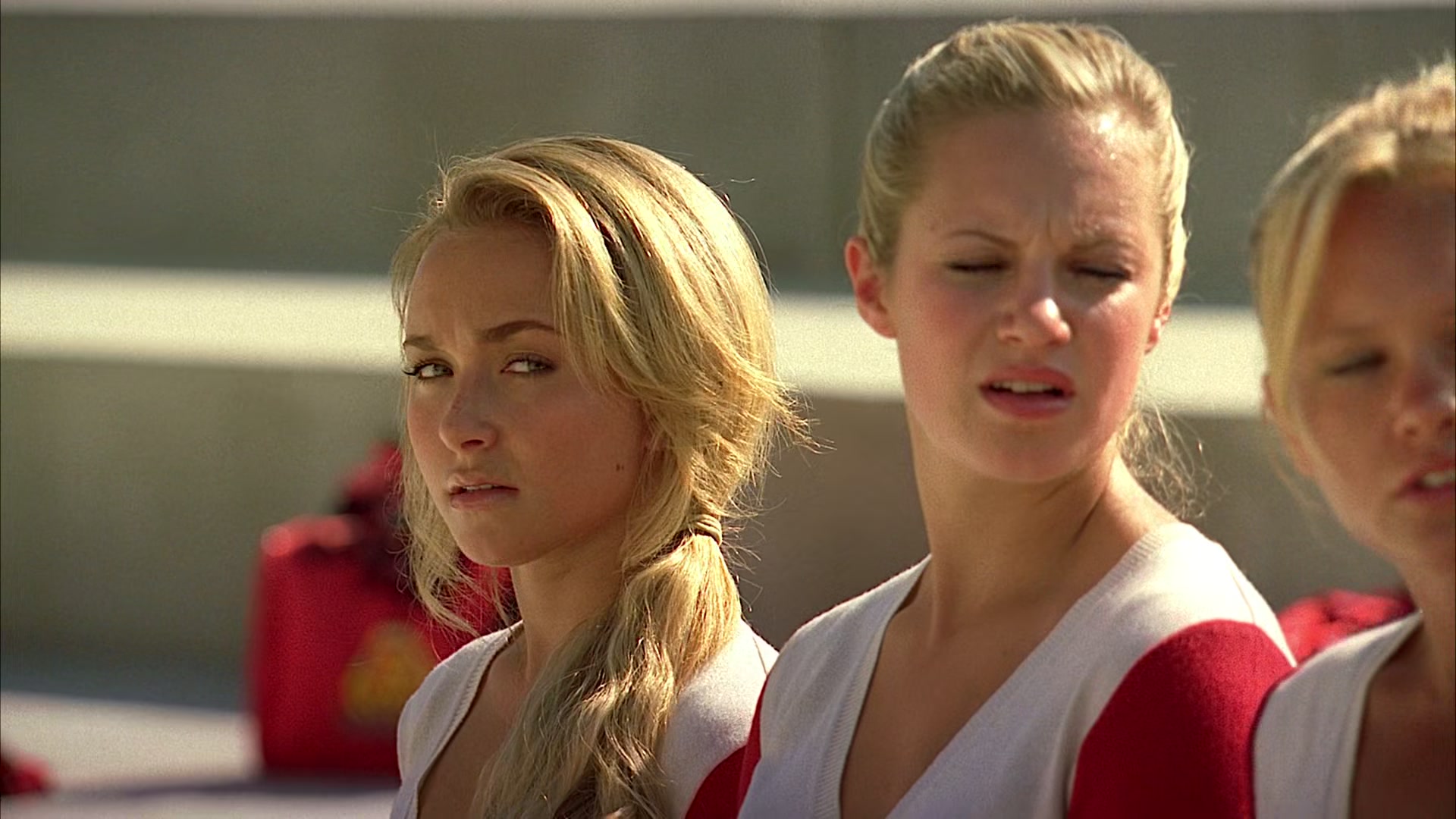 Heroes_S01E02_DontLookBack_1080p_BluRay_HPS_002443.jpg