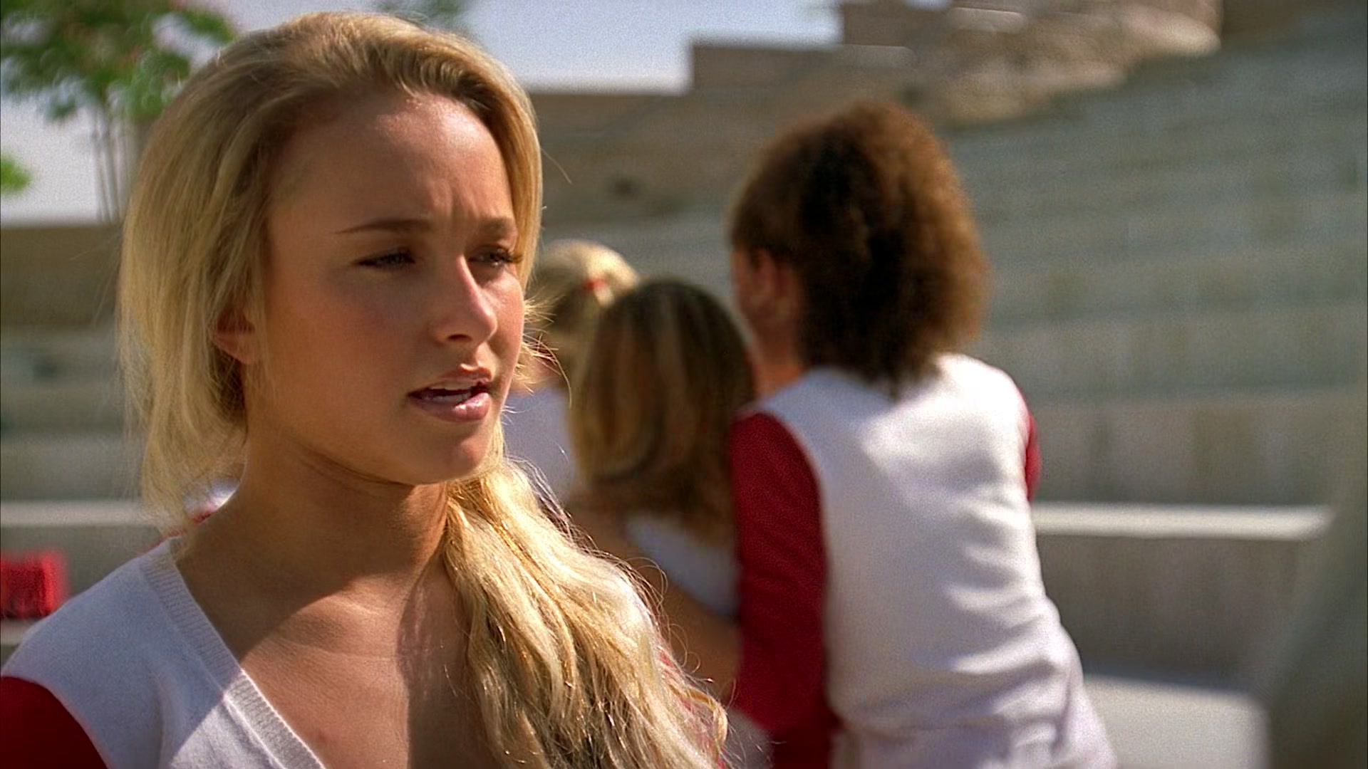 Heroes_S01E02_DontLookBack_1080p_BluRay_HPS_002606.jpg